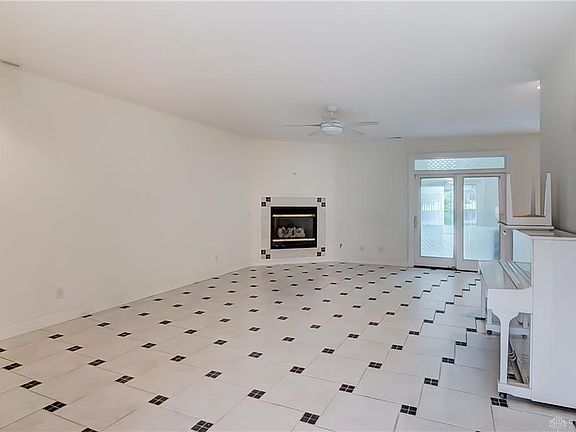 4th image of 1088 Paxon Dr