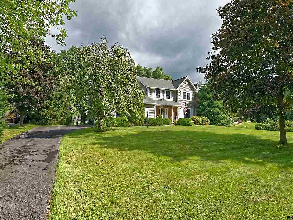 1st image of 20 Spruce St