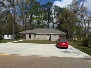 803 Carter St #B, Picayune, MS 39466