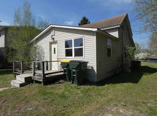 327 S Iowa St, Muscoda, WI 53573