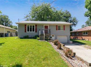 3704 SW 6th St, Des Moines, IA 50315