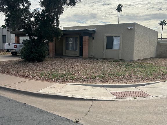 2nd image of 2721 W Ellis Dr