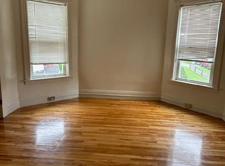 10 Oliver St #2, Worcester, MA 01603