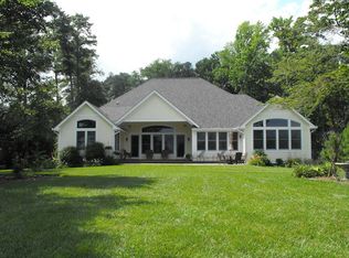 177 Crowder Ln, Reedville, VA 22539