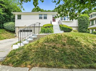 28 Kenwood Ave, Worcester, MA 01605