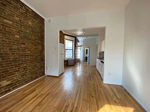 3rd image of 436 E 75th St APT 6RW