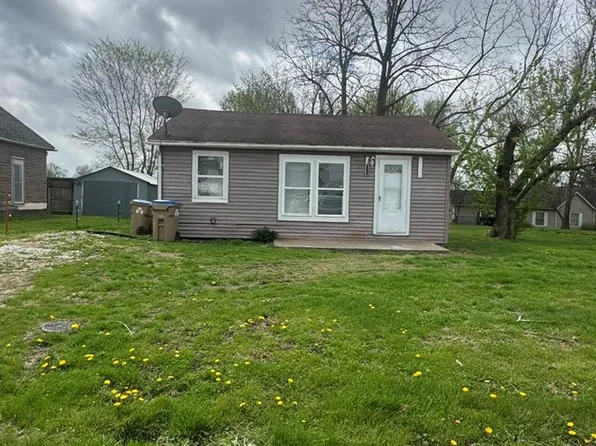 321 W 1st St, Green City, MO 63545