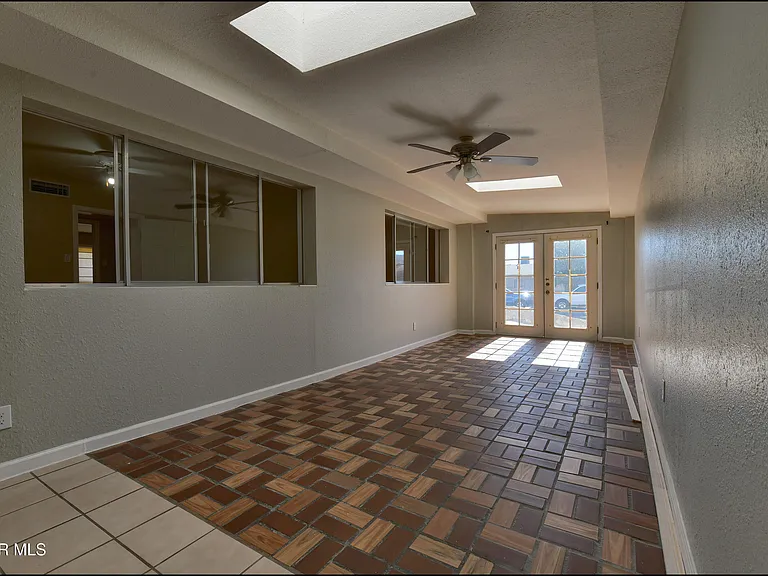 4700 Louisiana St — Photo 7