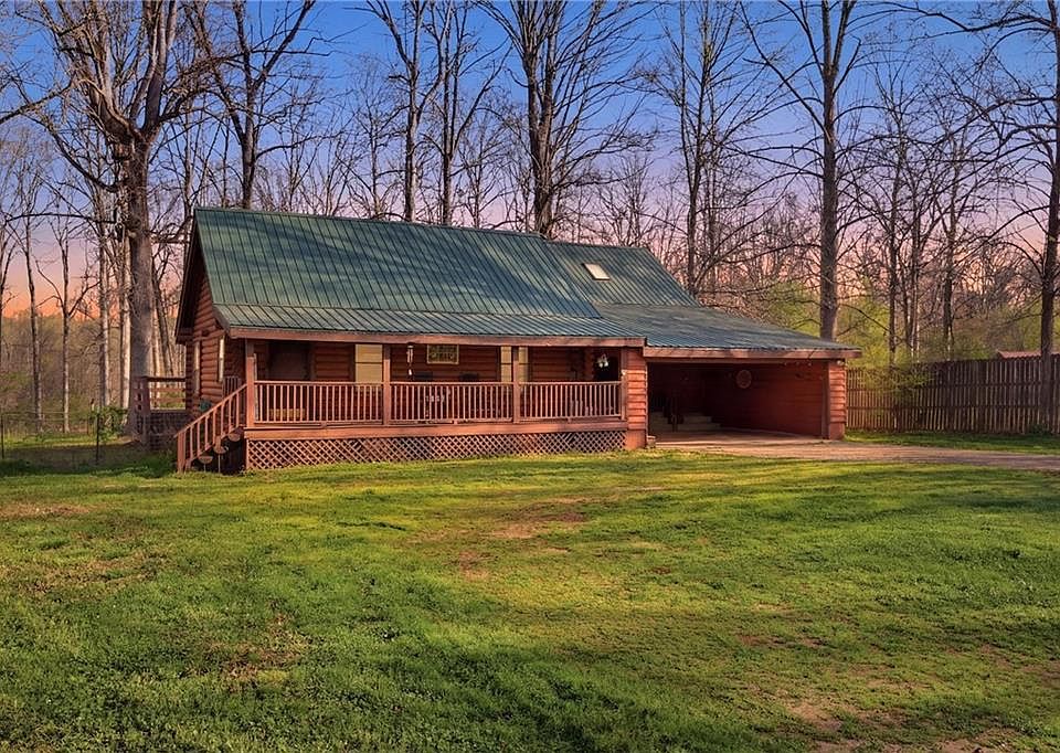 1st image of 143 Fowler Freeman Ln