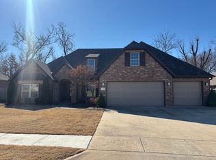 1919 Sicily Ave, Lowell, AR 72745