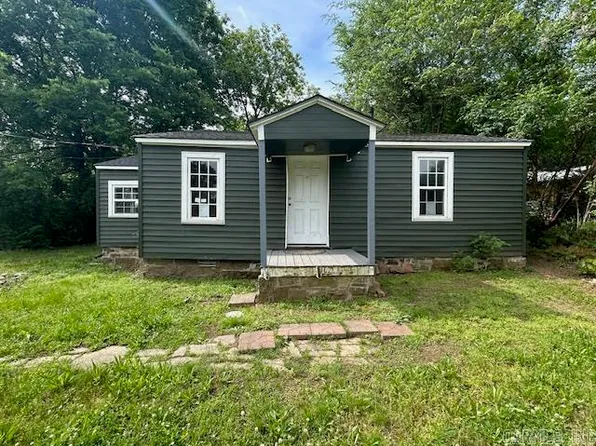 503 W 19th St, Russellville, AR 72801