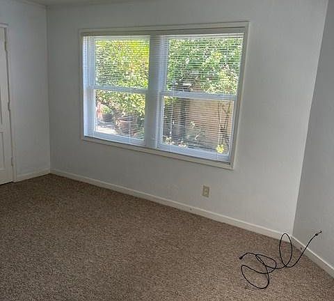 Living area - lots of light