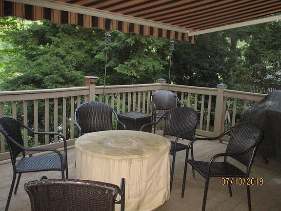 5th image of 113 Burgess Pl