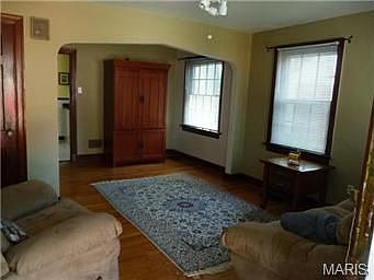 4th image of 9022 Seneca Ln
