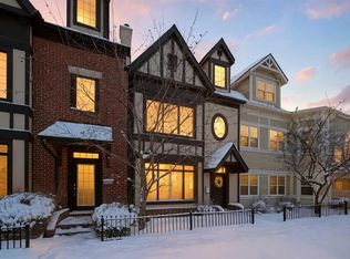 45 E Somme Blvd SW, Calgary, AB T2T 6K7