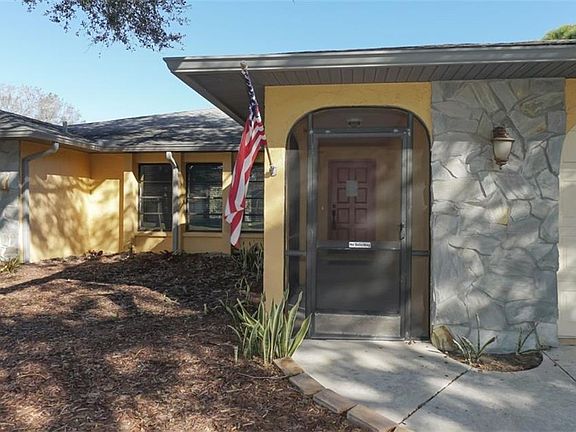 5th image of 2029 Country Meadows Ln