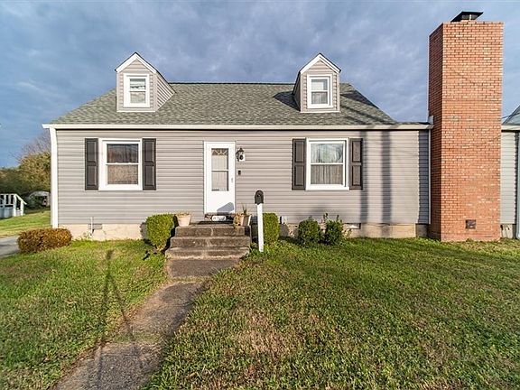 2nd image of 8702 Tidewater Dr