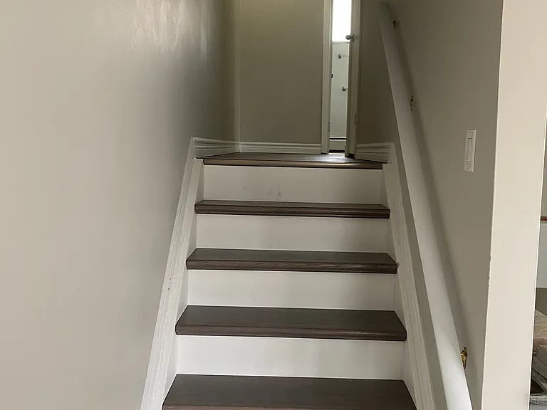 238 Burnside Dr — Photo 10