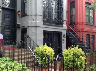 402 10th St SE, Washington, DC 20003