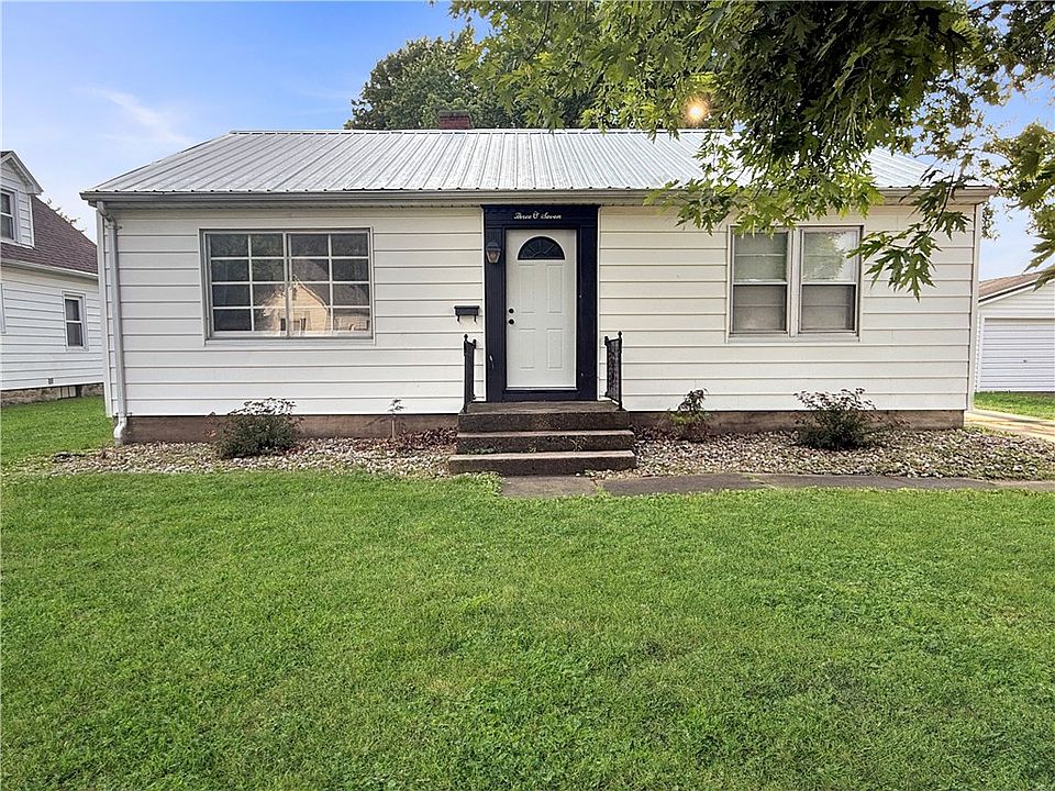 1st image of 307 NW 2nd St