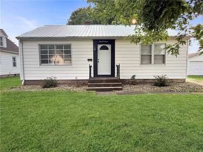 307 NW 2nd St, Casey, IL, 62420