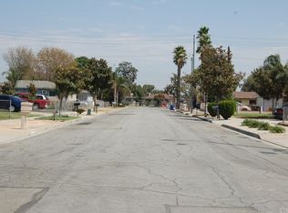 17815 Vine St, Fontana, CA 92335