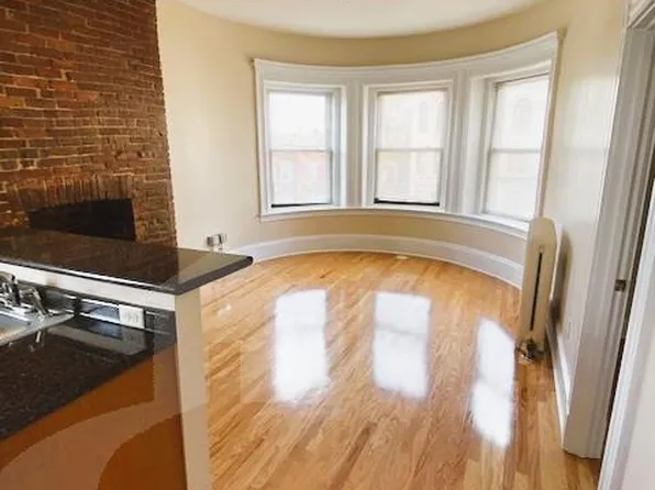 884 Massachusetts Ave #519, Cambridge, MA 02139