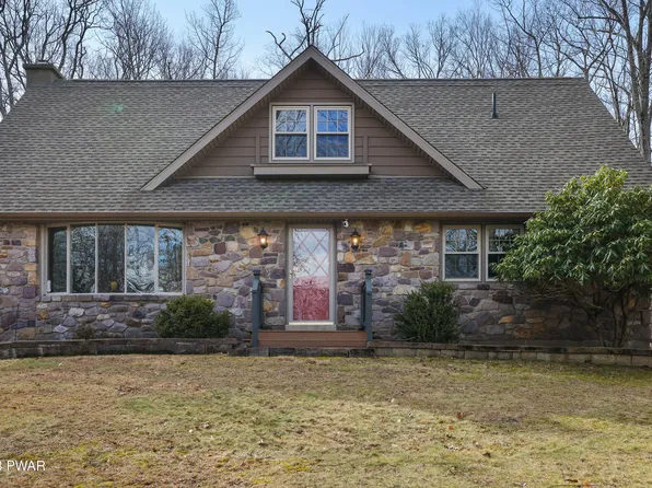 133 Meadowbrook Rd, Tafton, PA 18464