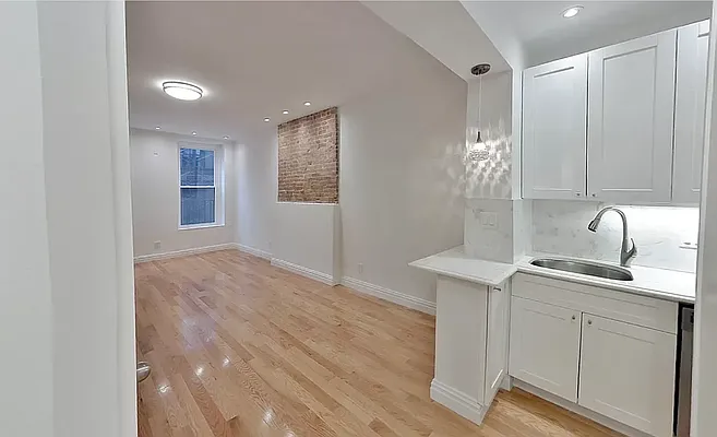 Rented by CitySites Real Estate Group | media 12