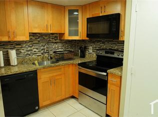 4176 Inverrary Dr, Fort Lauderdale, FL 33319