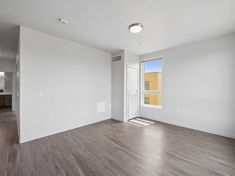 459 Rock Apartments — Photo 33