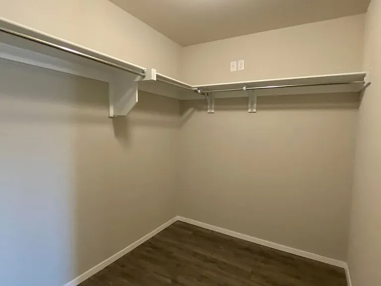 8104 Dogwood Dr — Photo 17