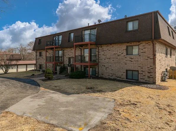 5102 25th Avenue Ct APT 201, Moline, IL 61265