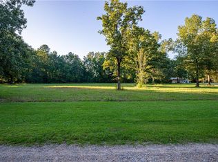 82 E Karen Dr, Deville, LA 71328