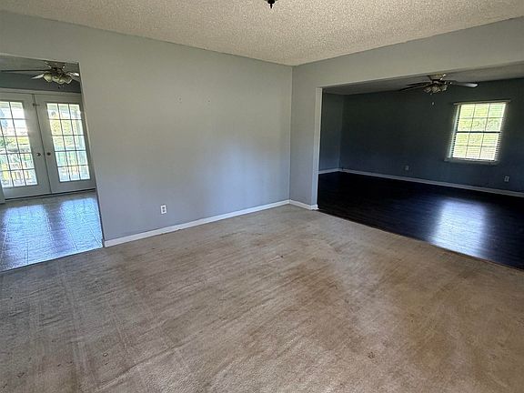 2nd image of 1135 Coats Bend Rd