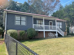 1422 19th St SW, Hickory, NC 28602