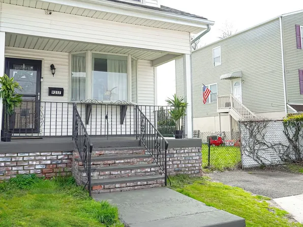 9217 State Rd, Philadelphia, PA 19114