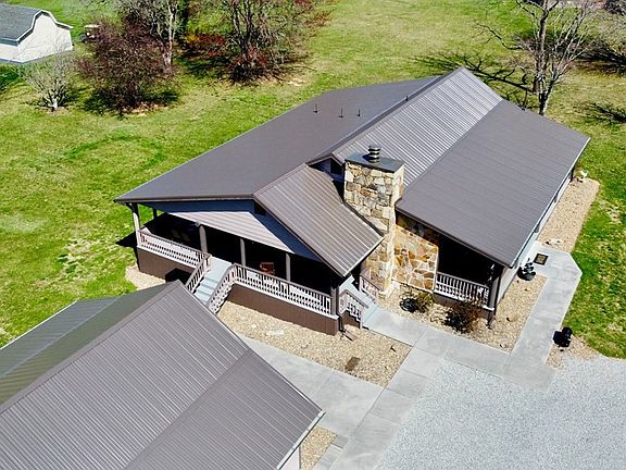 4th image of 3148 Covemont Rd