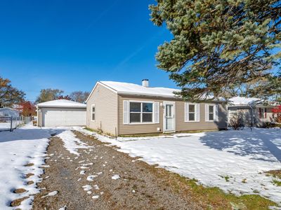 411 Prairie St, Crown Point, IN, 46307