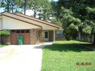 79 1st Ave, Shalimar, FL 32579