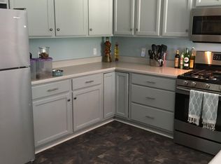 3822 Brandonshire Dr, Springfield, IL 62704