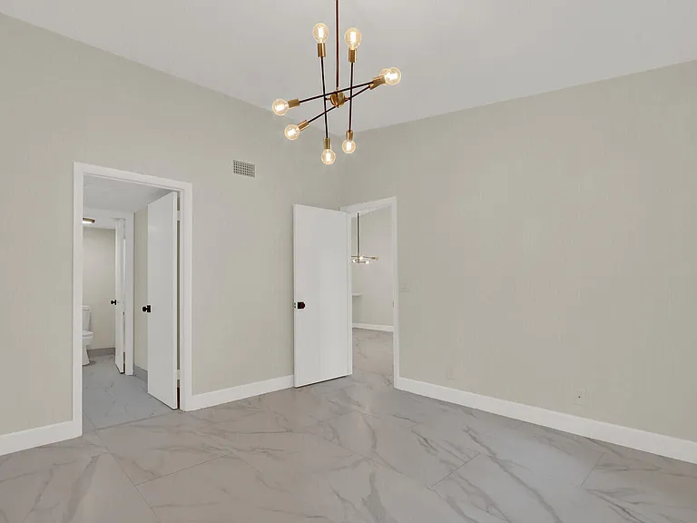 21938 Remsen Ter #203 — Photo 18