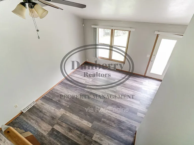3164 Kylemore Rd — Photo 6