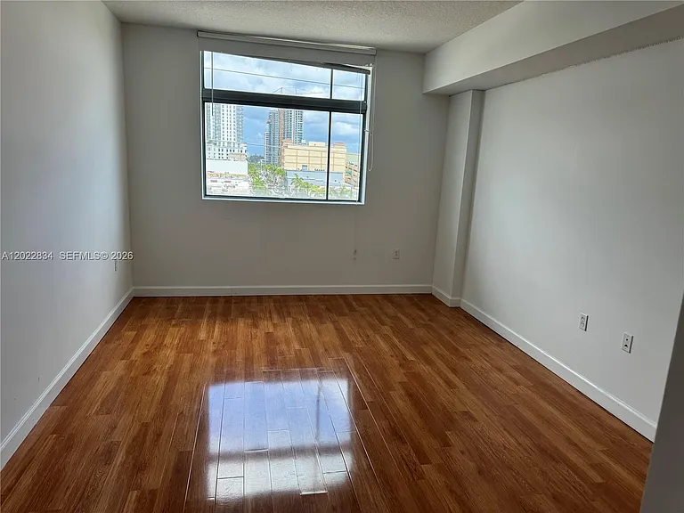 140 S Dixie Hwy #521 — Photo 11