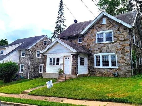 7116 Hazel Ave, Upper Darby, PA 19082