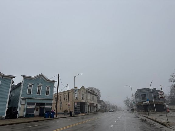 4th image of 1339 Douglas Ave