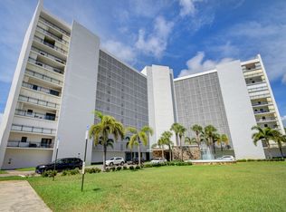 336 Golfview Rd APT 715, North Palm Beach, FL 33408