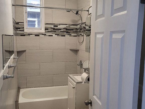 4th image of 6949 S Wentworth Ave #1