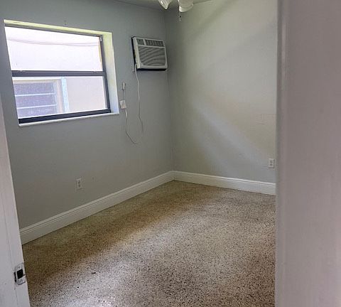 5th image of 1115 W 2nd Ave #3