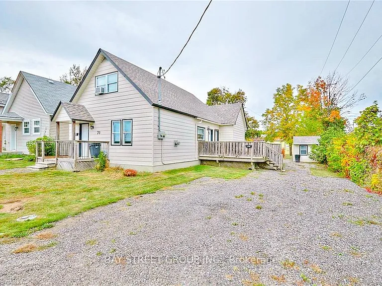 70 Courtwright St #FRONT — Photo 8
